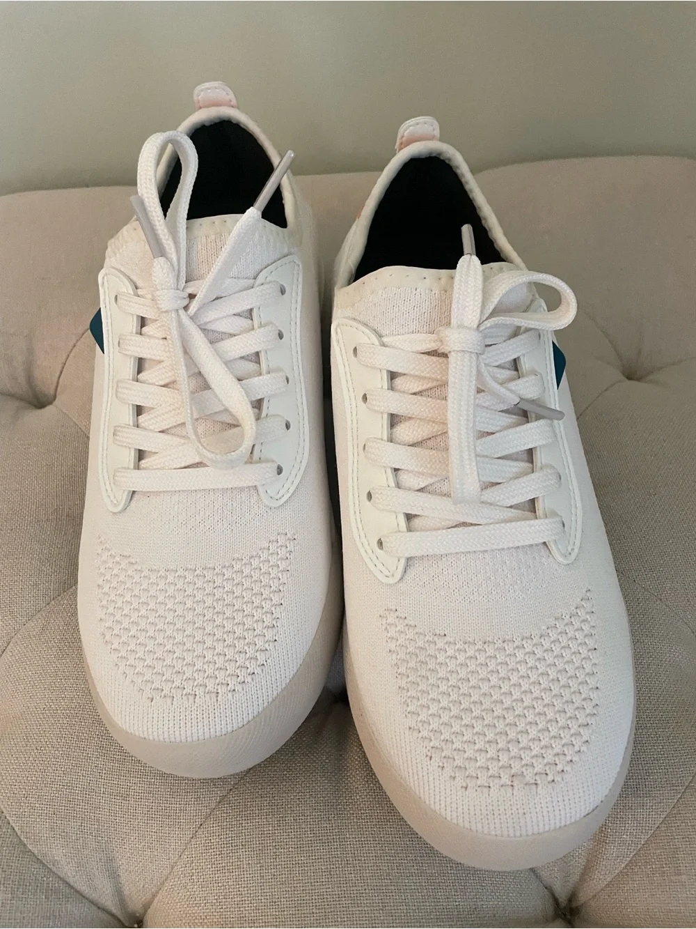 Vessi Women’s Weekend Waterproof Sneaker - Picture 2 of 11